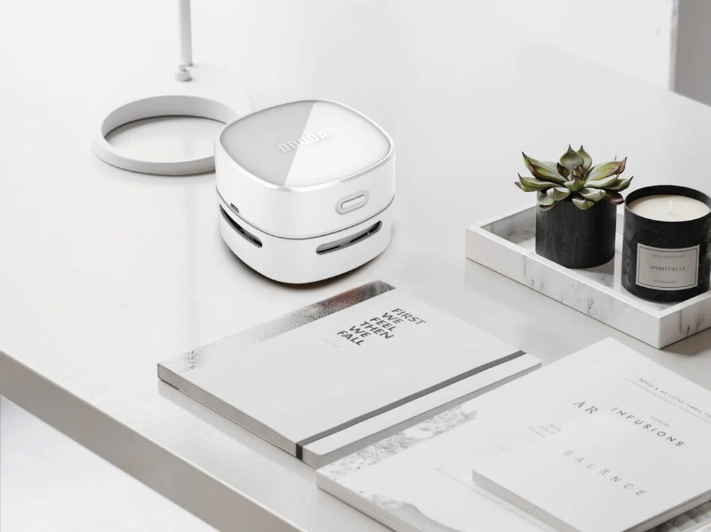 Desktop Vacuum Cleaner Portable Wireless Mini Vacuum Cleaner Office Desk Dust Home Table Sweeper Desktop Cleaner