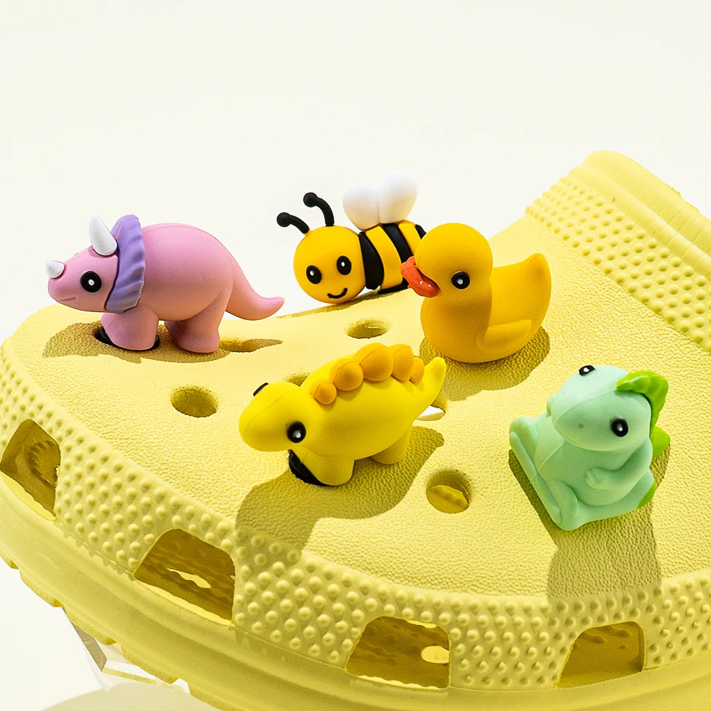 1/5pcs 3D Shoe Charms Cute Dinosaur Duck Bunny Shoe Decoration Buckle Kawaii Frogs Bees Garden Sandal Accessories Kids Gift