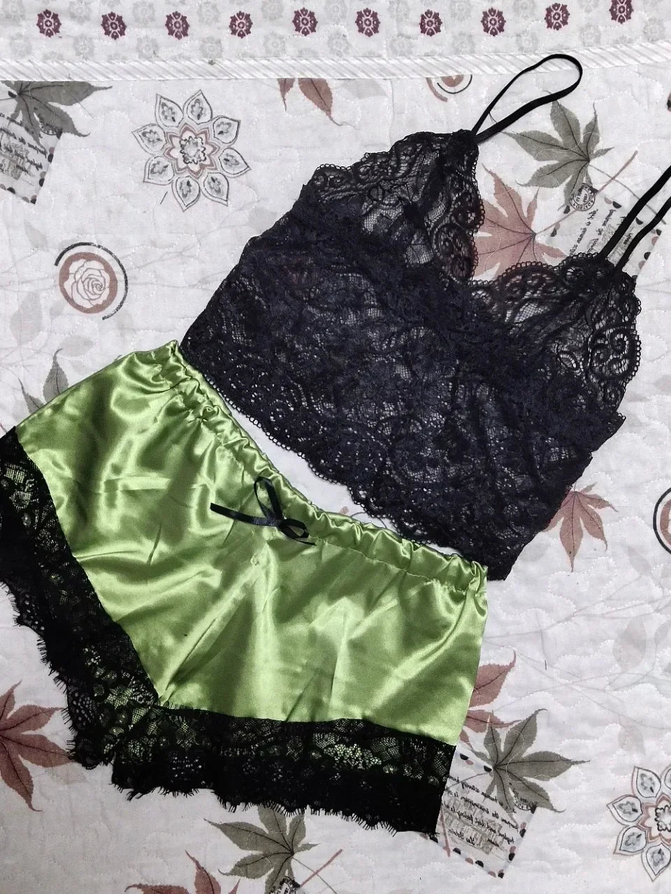 2 Pieces Pajamas Set for Women Sleepwear Sexy Lingerie Lace Silk Crop Tops and Shorts Sets Casual Nightwear Pijamas