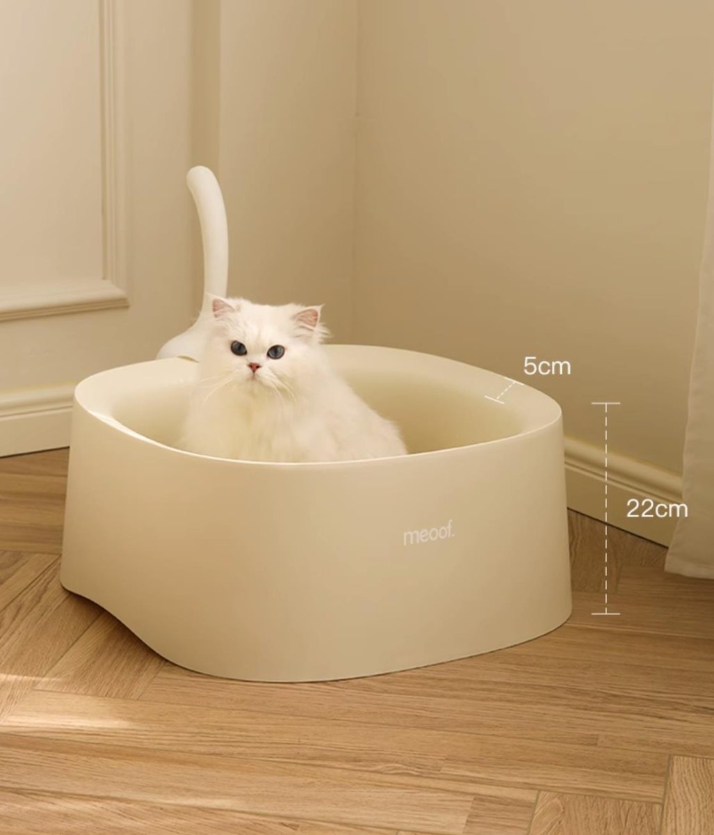 Purring Cat Litter Tray With Scoop
